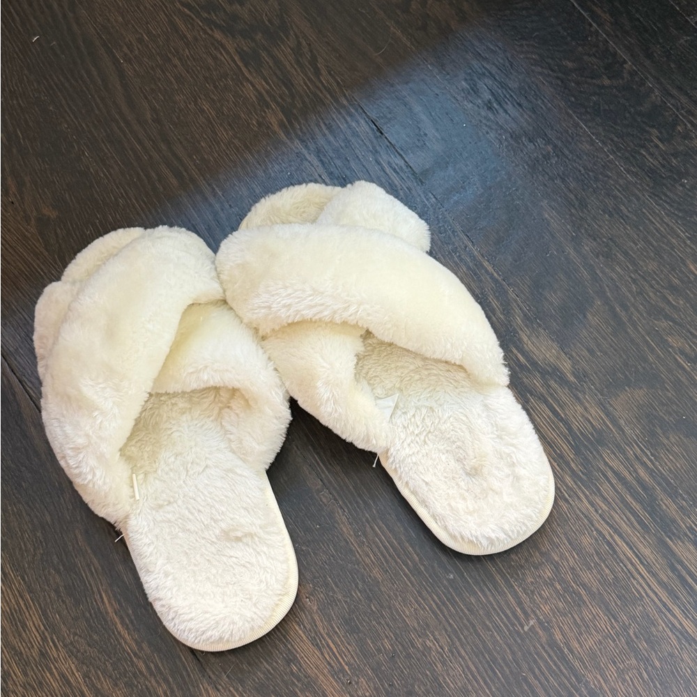Urban Outfitters Cream Fuzzy Slippers